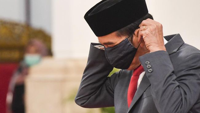 Jokowi Izinkan Masyarakat Lepas Masker, Keputusan Tepat?