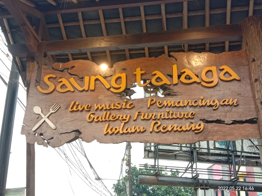 Rumah Makan Saung Talaga, Resto Apung Ala Sunda Tempat Healing Keluarga