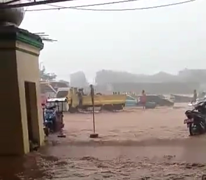 Diguyur Hujan, Puskesmas dan Masjid di Serpong Tangsel Terendam Banjir