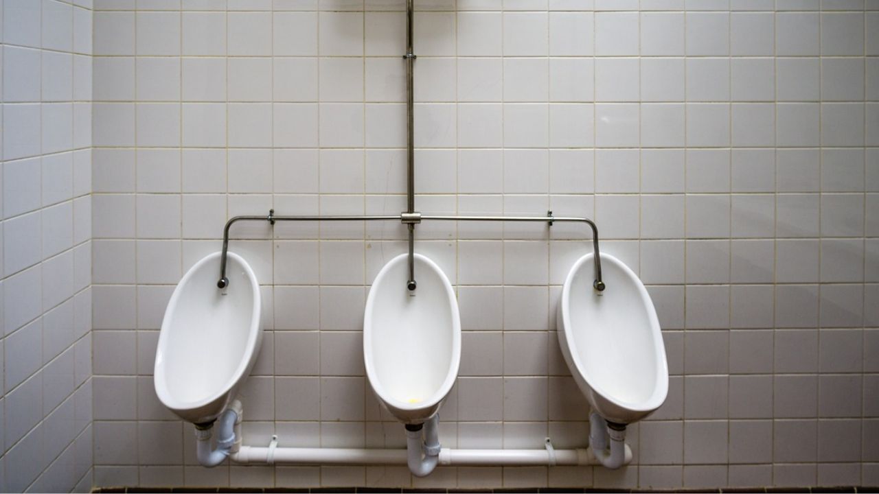 Toilet Siswa Bayar Rp500 di MAN 1 Pamekasan Viral, Kepsek Buka Suara