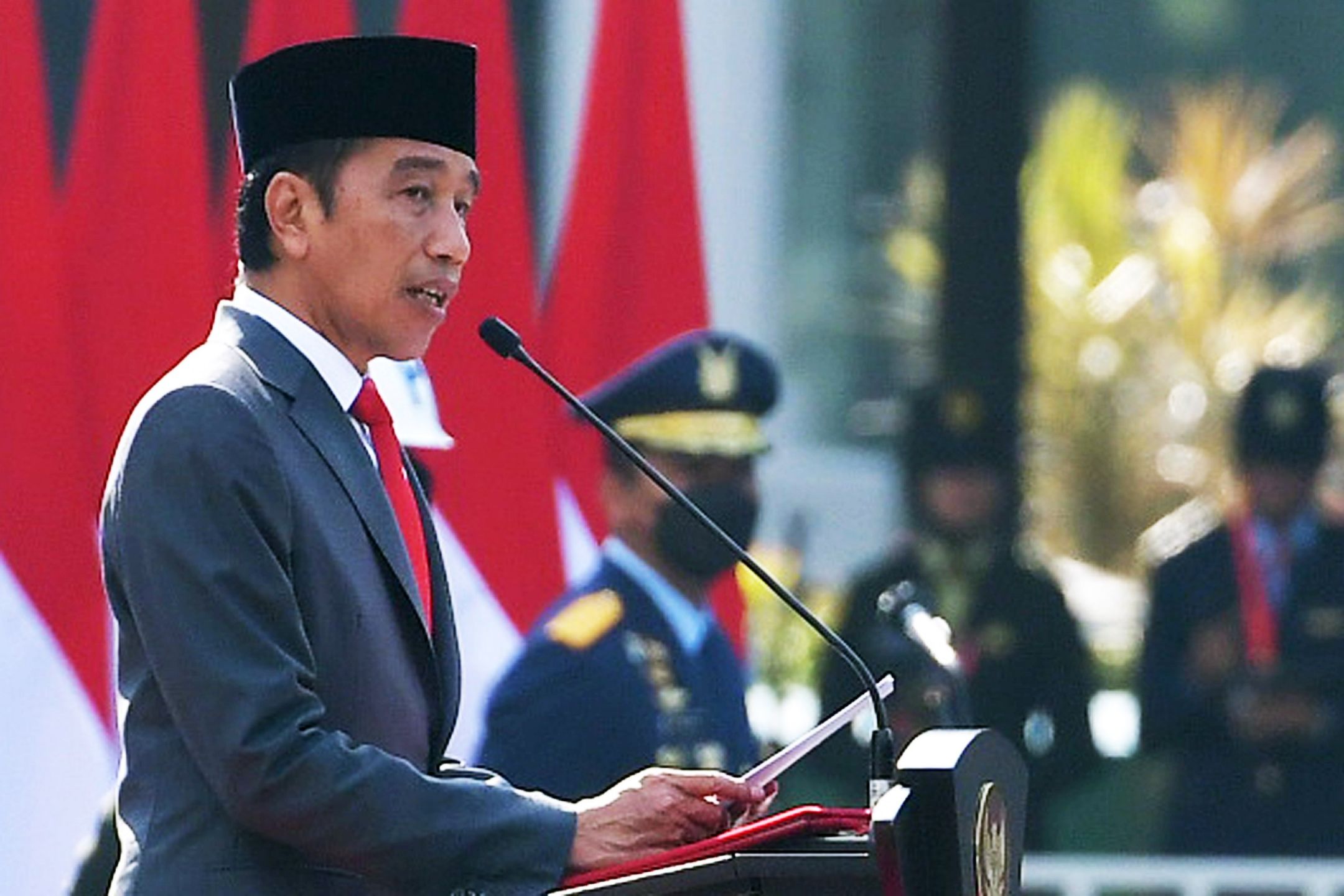 Harga Beras Meroket di Sejumlah Daerah, Jokowi: Coba Dicek Lagi