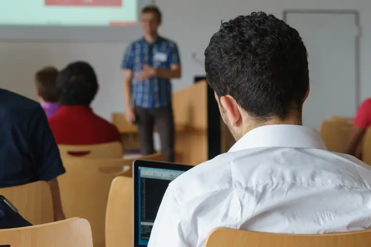 7 Website Gratis yang Wajib Diketahui Mahasiswa