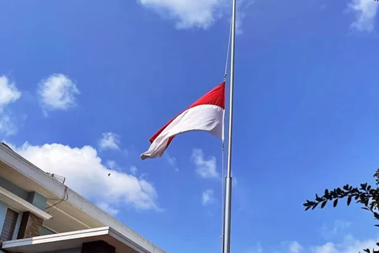 Alasan Bendera Setengah Tiang Dikibarkan 30 September