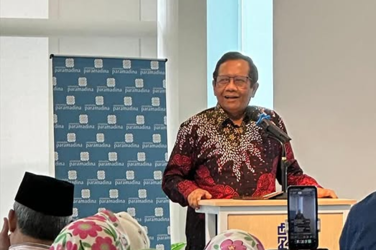 Proyek Kereta Cepat Diselidiki KPK, Mahfud MD Siap Beri Keterangan